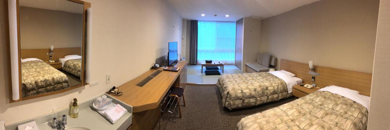 The Gran Resort Elegante Awajishima Eksteriør bilde